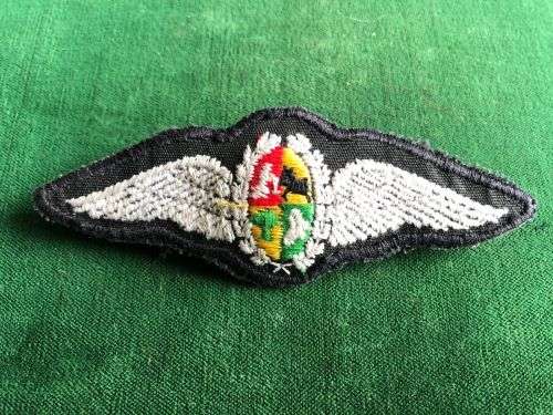 SAAF PILOTS WING-WORN 1970`S-1980`S-PADDED WITH 2 PINS
