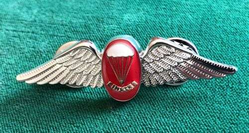 SA PARACHUTE FREE FALL INSTRUCTORS WING MESS DRESS-WORN FROM THE 1970`S,CHROME WINGS WITH EPOXY CENT