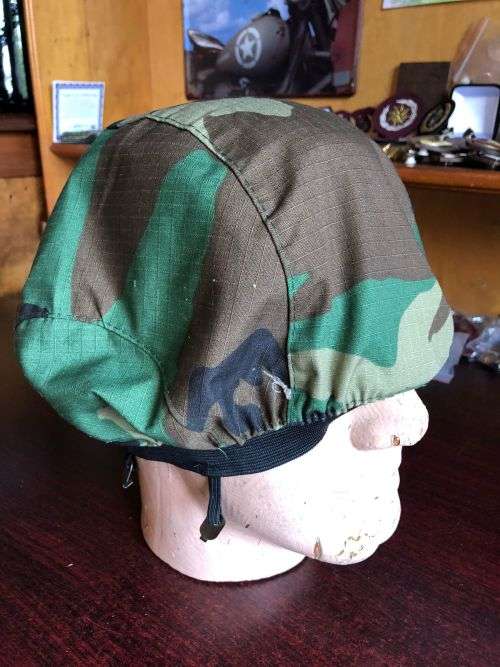 US M81 WOODLAND CAMO PATTERN KEVLAR HELMET COVER- CONDITION NEW