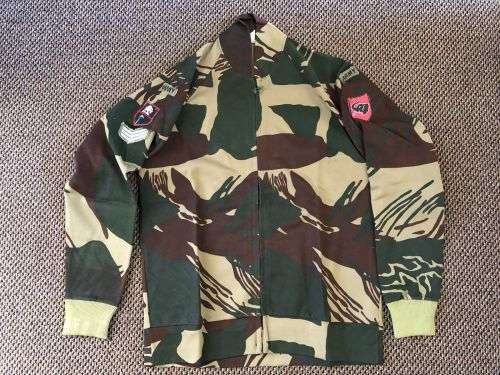 RHODESIAN CAMO TRACKSUIT TOP-SIZE MEDIUM-MEASURES 55CM ARMPIIT TO ARMPIT-MAKERS LABEL AND IN VERY GO