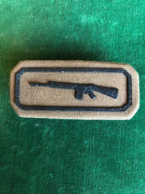 SADF PERIOD MARKSMAN BADGE RUBBERIZED WITH 2 PINS