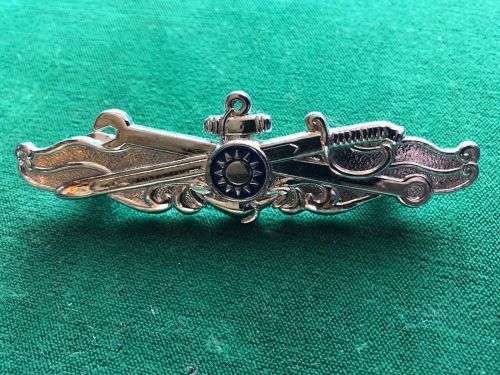 TAIWAN NAVY ENGINEERING OFFICERS WARFARE BADGE- 2 LUGS
