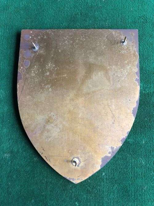 KENYA 20 PARACHUTE BATTALION FLASH FOR PLAQUE-MEASURES 82 X 105 MM- 3 PINS