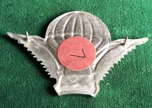 MALAWI FREE FALL PARACHUTIST WINGS- NCO CHROME WINGS- 2 PINS
