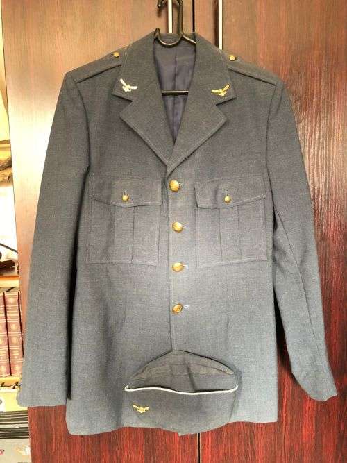 SA AIR FORCE STEP OUT JACKET AND SIDE CAP-THE JACKET A SIZE MEDIUM-MEASURES 50 CM ARMPIT TO ARMPIT-L