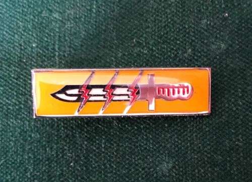 61 MECHANISED BATTALION GROUP OPERATIONAL PROFICIENCY BADGE FOR MESS DRESS-ONE PIN