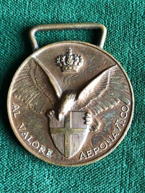 ITALIAN MEDAL VALVE APRONAVICO-DIAMETER 33MM