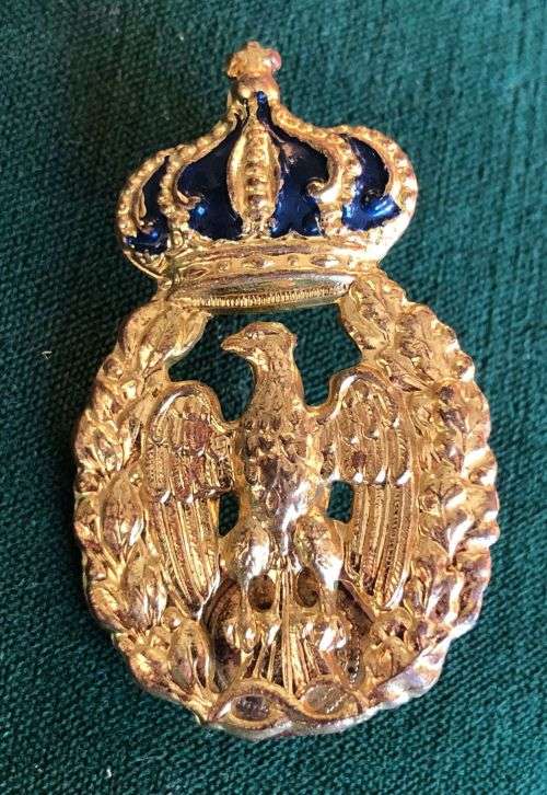 ITALIAN AIR FORCE CAP BADGE-WW 2- 2X SCREW LUGS