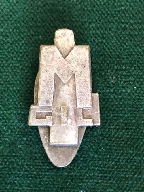 ITALIAN FASCIST YOUTH BUTTON BADGE