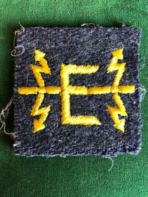 ITALIAN WW2 CLOTH PATCH-EMBROIDERED