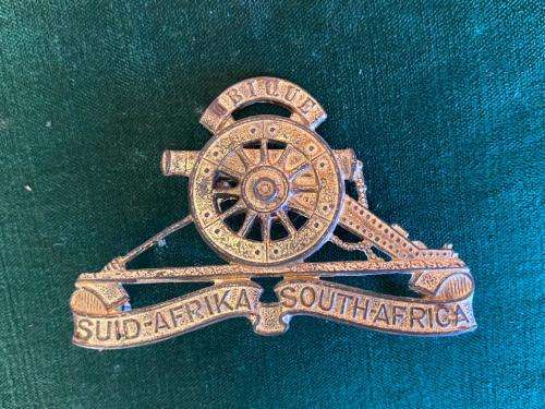 ARTILLERY METAL CAP BADGE-WORN CIRCA 1959-1976-2X SCREW LUGS (REPLACED)