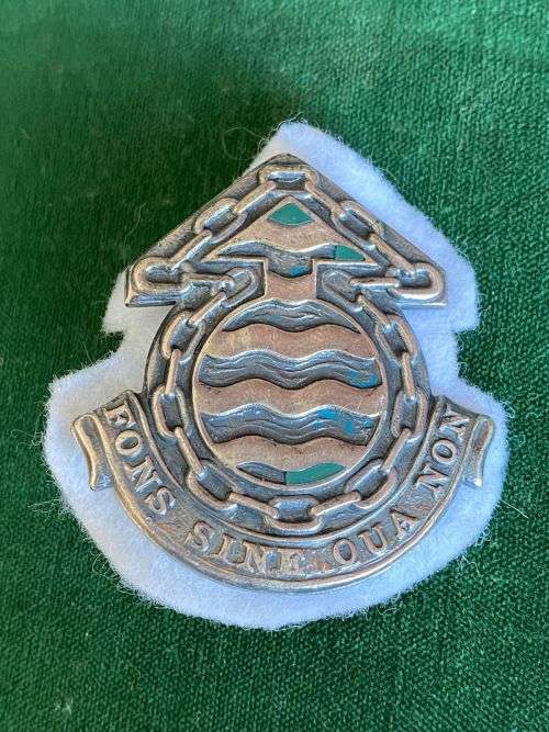 ORDNANCE SERVICE CORPS CHROME AND ENAMEL CAP BADGE-APPROVED IN 1977-1ST TYPE- 2X SCREW LUGS
