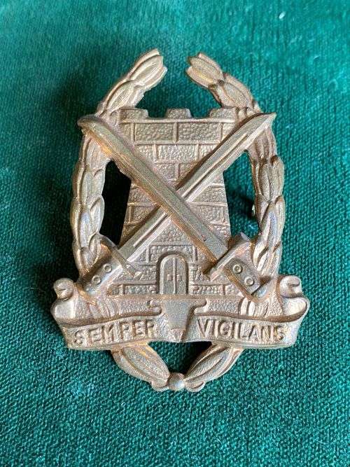 SPECIAL SERVICES CORPS CAP BADGE-1965-1970`S- 2X LUGS