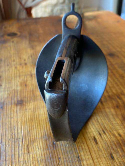 BRITISH 1859 PATTERN CUTLASS BAYONET,CONVERTED FOR MARTINI HENRY STEEL BOWL GUARD WITH SWORD KNOT SL