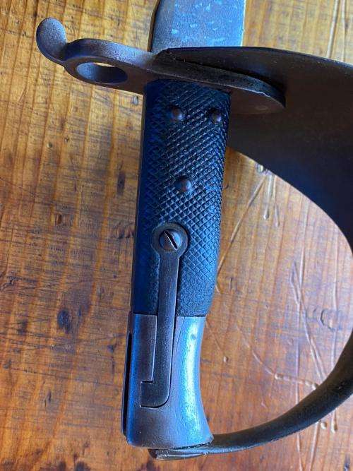 BRITISH 1859 PATTERN CUTLASS BAYONET,CONVERTED FOR MARTINI HENRY STEEL BOWL GUARD WITH SWORD KNOT SL