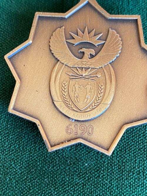 BRONZE NELSON MANDELA MEDAL-FULL SIZE,MINIATURE AND PIN-NUMBERED