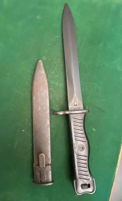 YUGOSLAVIAN M56 BAYONET FOR THE 7,62 M 1956 SUB MACHINE GUN- OVERALL LENGTH 280MM