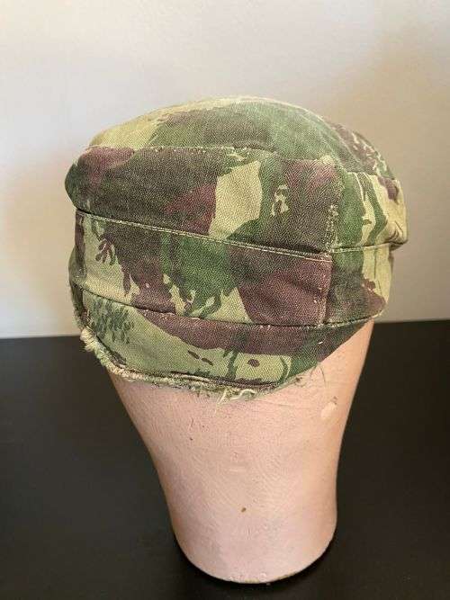 ORIGINAL COMBAT USED PORTUGUESE LIZARD CAMO CAP-INSIDE RING MEASURES 50 CM