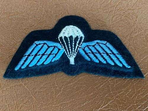 RHODESIA PARATROOPER WING FOR TARTAN GREEN UNIFORM-1960`S-1980-PADDED -ORIGINAL