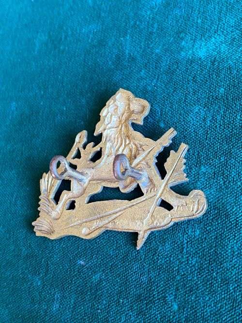 RHODESIA BSAP SHAKO BADGE-1953-1970`S- 2 LUGS