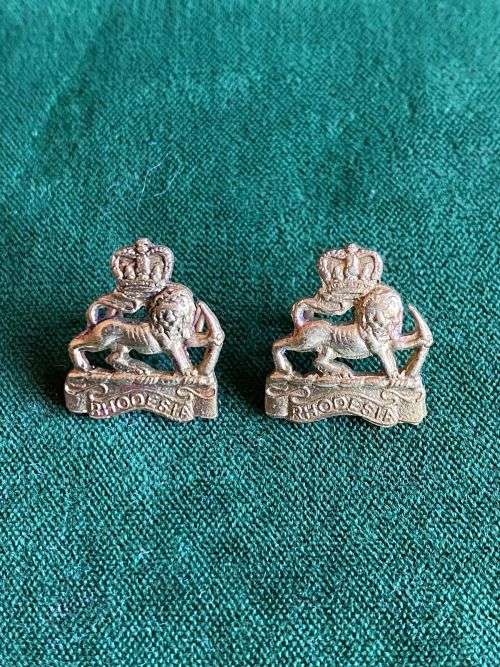 RHODESIA STAFF CORPS MESS DRESS COLLAR BADGE PAIR-WORN 1953-60`S- LUGS INTACT