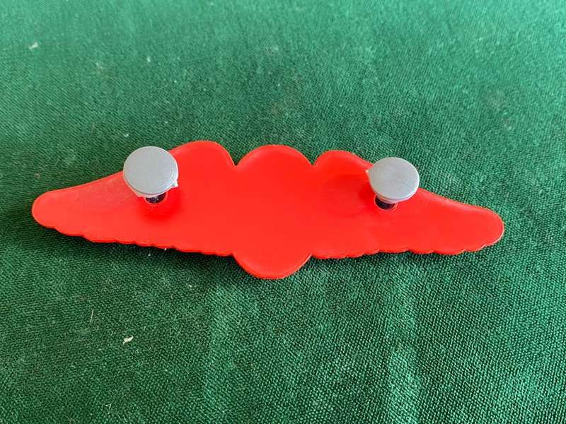 PARACHUTE INSTRUCTORS WING-WORN FROM THE 1970`S- 2 PINS