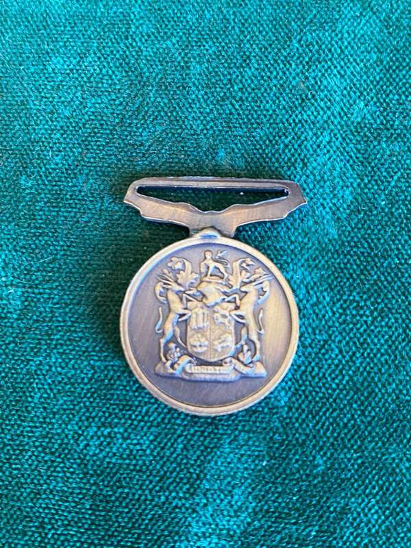 MINIATURE DE WET MEDAL- NO RIBBON