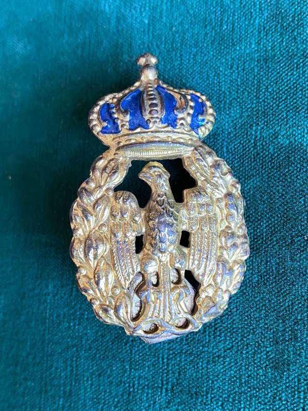 ITALIAN WW2 AIRFORCE CAP BADGE-2X SCREW LUGS