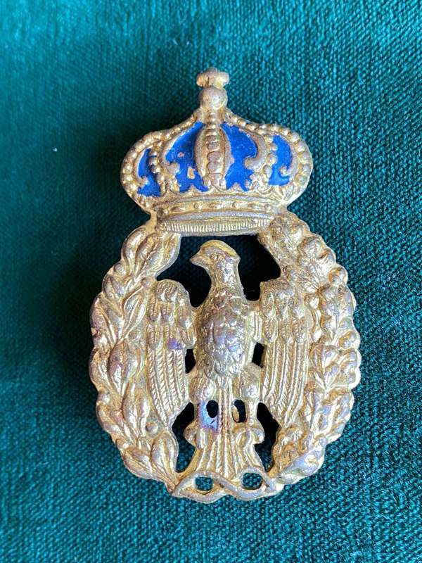 ITALIAN WW2 AIRFORCE CAP BADGE-2X SCREW LUGS