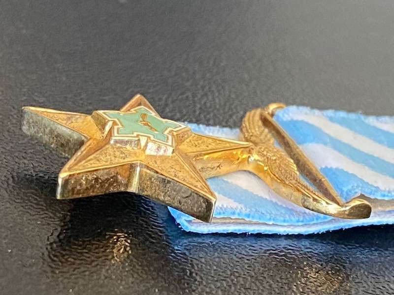 GUARANTEED ORIGINAL MINIATURE AD ASTRA DECORATION (AAD) 1991-FLYING SKILLS-SILVER MARKED