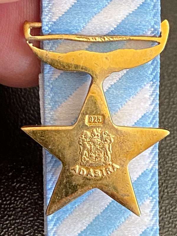 GUARANTEED ORIGINAL MINIATURE AD ASTRA DECORATION (AAD) 1991-FLYING SKILLS-SILVER MARKED