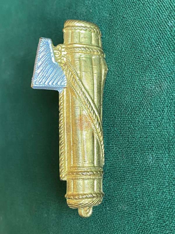 ITALIAN WW2 YOUTH MILITIA CAP BADGE-MEASURES 55 X 22 MM