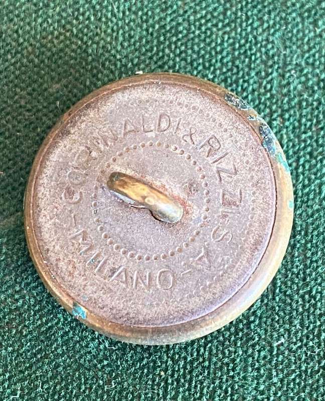 ITALIAN COLONIAL MILITIA-UNIFORM BUTTON-MEASURES 22 MM