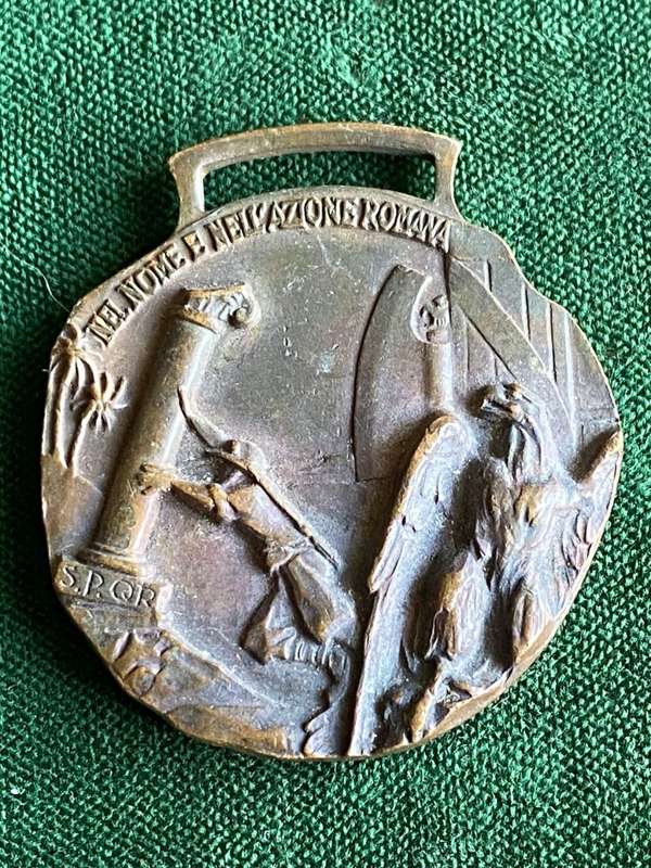 ITALIAN WW2 INFANTRY MEDAL-LIBYAN CAMPAIGN-DIAMETER 35 MM