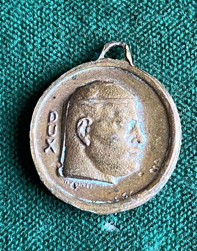 ITALIAN FASCIDI COMBATTIMENTO MEDAL-IT WAS A POLITICAL AND PARAMILITARY GROUP IN ITALY THAT MERGED W