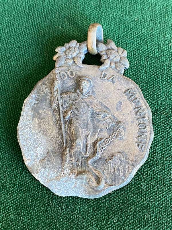 ITALIAN WW2 MEDAL-SAINT BERNARD WHO IS THE PATRON SAINT OF SKIERS AND MOUNTAINEERS-DIAMETER 35 MM