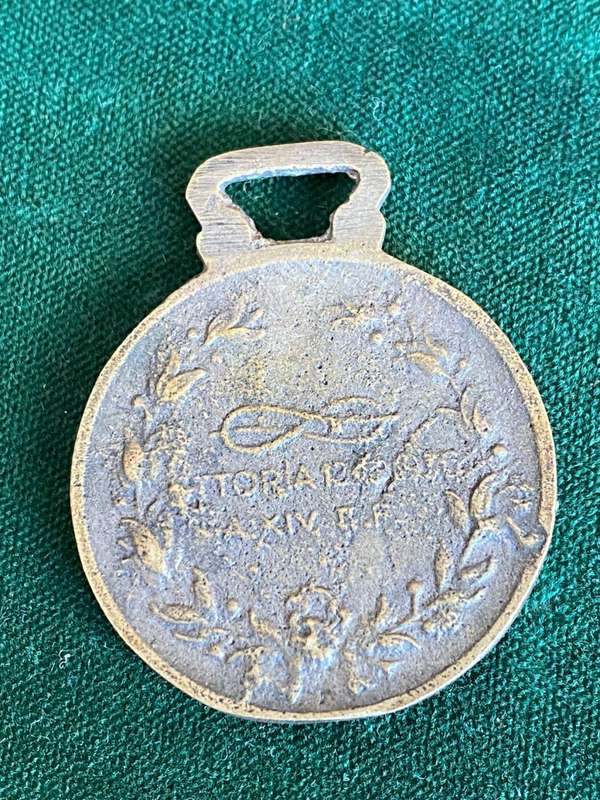 ITALIAN WW2 MEDAL-DIAMETER 34 MM