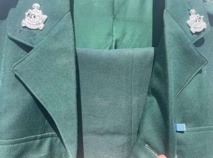 RHODESIAN GREENS,COMPLETE WITH TROUSERS,SAM BROWN AND PARADE RLI GLOVES-IT BELONGED TO DES JORDAAN-