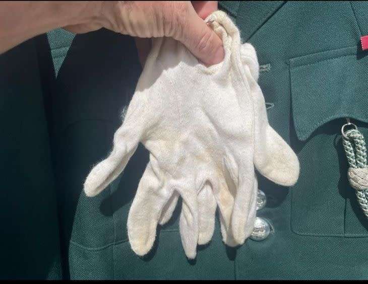 RHODESIAN GREENS,COMPLETE WITH TROUSERS,SAM BROWN AND PARADE RLI GLOVES-IT BELONGED TO DES JORDAAN-