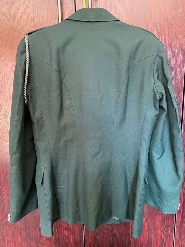 RHODESIAN GREENS,COMPLETE WITH TROUSERS,SAM BROWN AND PARADE RLI GLOVES-IT BELONGED TO DES JORDAAN-