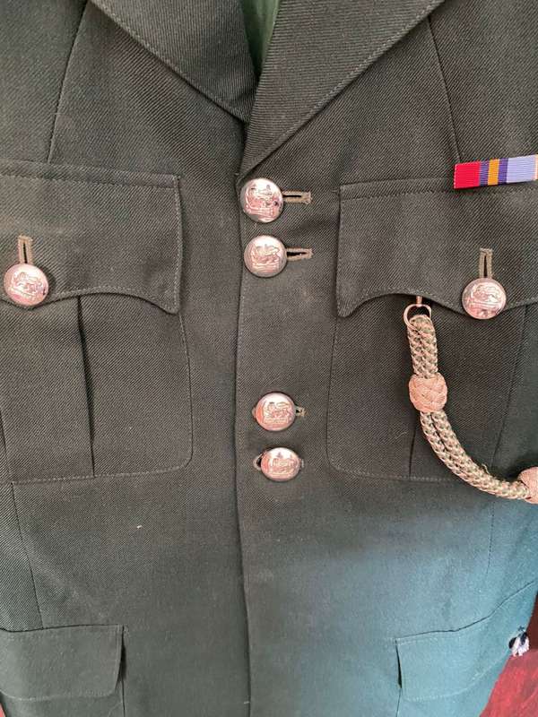 RHODESIAN GREENS,COMPLETE WITH TROUSERS,SAM BROWN AND PARADE RLI GLOVES-IT BELONGED TO DES JORDAAN-