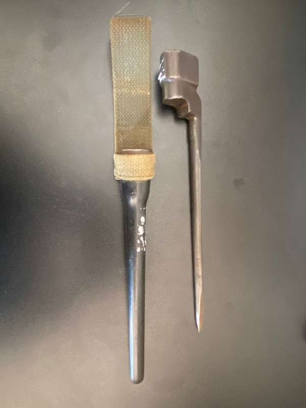 .303 RIFLE NO 4 MK11-SAVAGE BAYONET WITH VICTORY PLASTIC SCABBARD