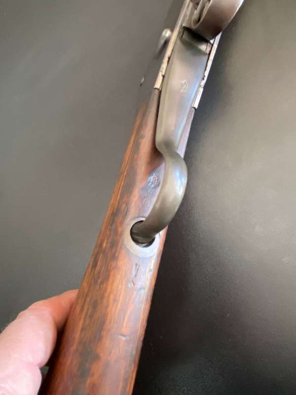 BOER WAR PERIOD(DATED 1883)450/577 CALIBRE,BOLT ACTION MARTINI HENRY CARBINE IN GOOD CONDITION-DEACT