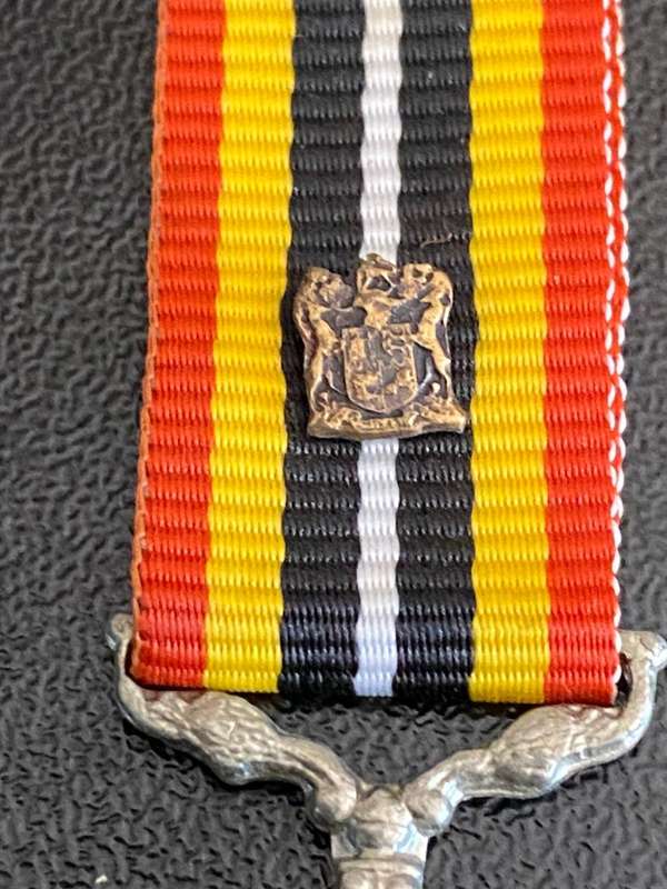 SOUTHERN AFRICA MEDAL-MINIATURE-SAM 1987-1990-WITH RIBBON DEVICE HONOURABLE MENTION IN DISPATCHES