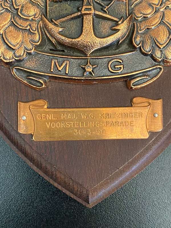 GENL. MAJ. W.G. KRITZINGER VOORSTELLINGSPARADE 30-03-90 PLAQUE