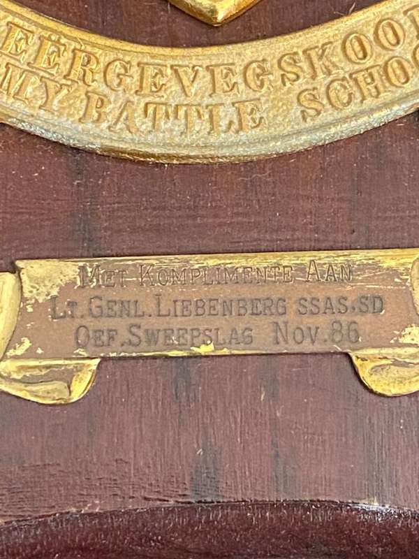 PLAQUE TO LT. GENL. LIEBENBERG SSAS.SD. OEF. SWEEPSLAG NOV 86