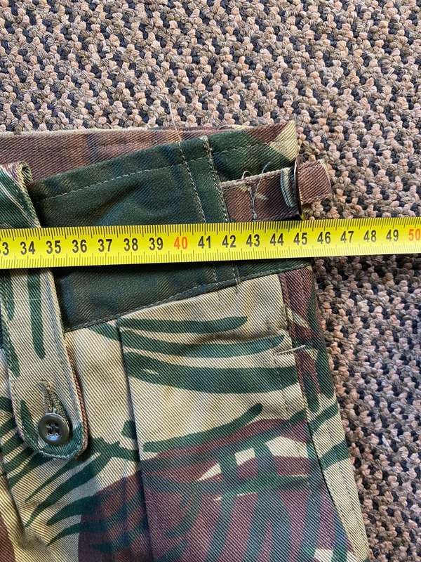 LARGE RHODESIAN CAMO TROUSERS-SIZE 34 WITH PIPE LENGTH OF 72 CM-PLEASE LOOK AT PICS FOR SIZE-LABELLE