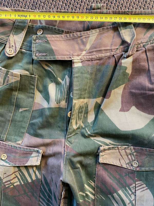 RHODESIAN CAMO TROUSERS-SIZE AT LEAST A 34-PLEASE LOOK AT PICS FOR MEASUREMENT-PIPE LENGTH 78CM-USED