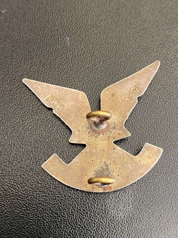 GUARANTEED ORIGINAL OFFICERS SILVER RHODESIAN SELOUS SCOUTS,CAP BADGE- 2 LUGS-REUTELER SALISBURY AND