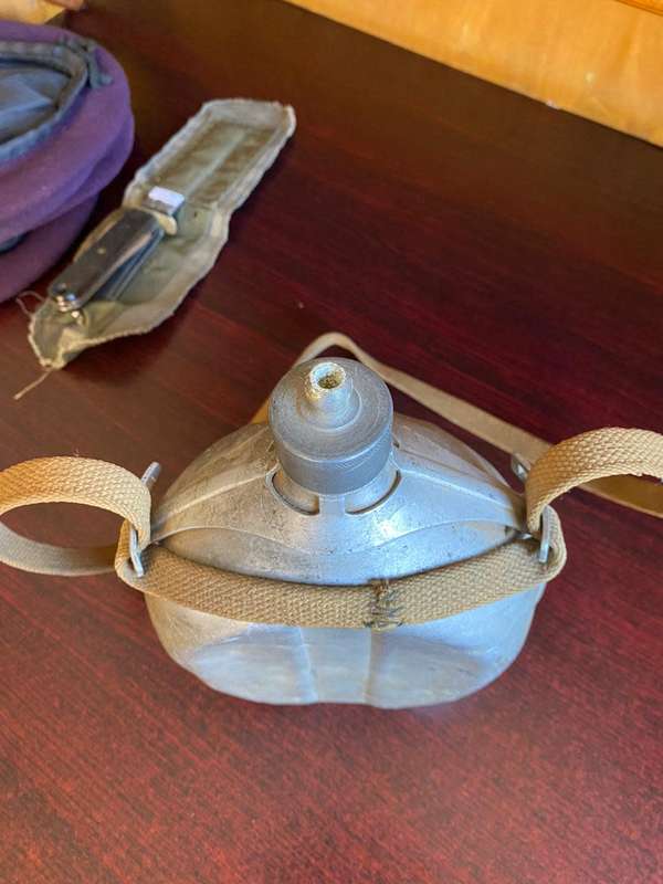 ITALIAN WW2 WATER BOTTLE-SCREW STOPPER AND MADE OF FLUTED ALUMINIUM